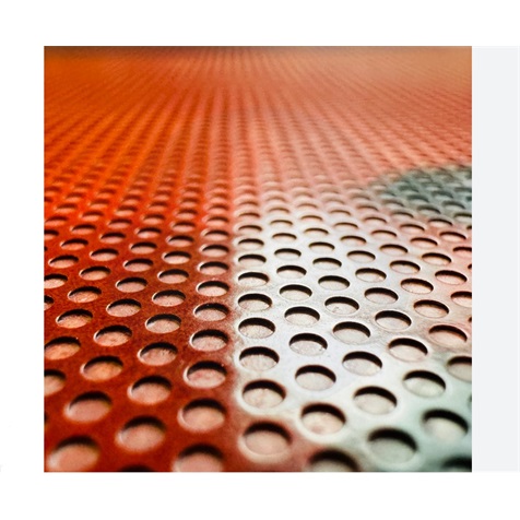Lemez perforált 0,75x1000x2000 mm Cserépszín